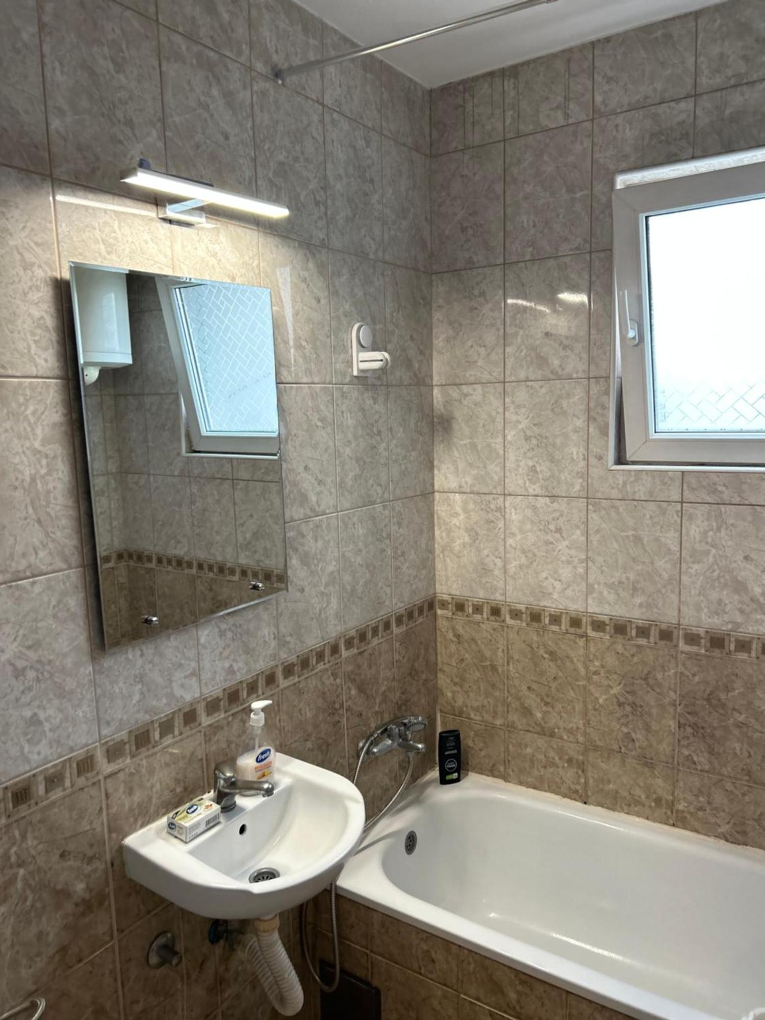 Apartamento Beo Shooping Centar Belgrado Exterior foto